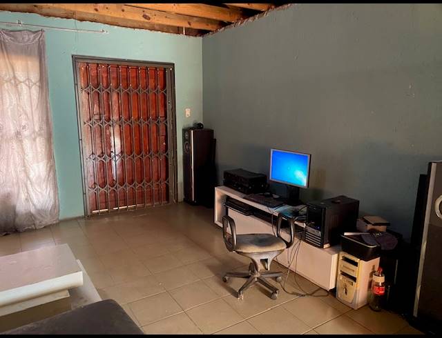 3 BEDROOM HOUSE FOR SALE IN VOSLOORUS